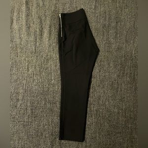 Le Chateau Cropped Pants
